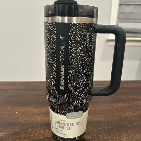 Stanley Other - Stanley Black and White Quencher Tumbler